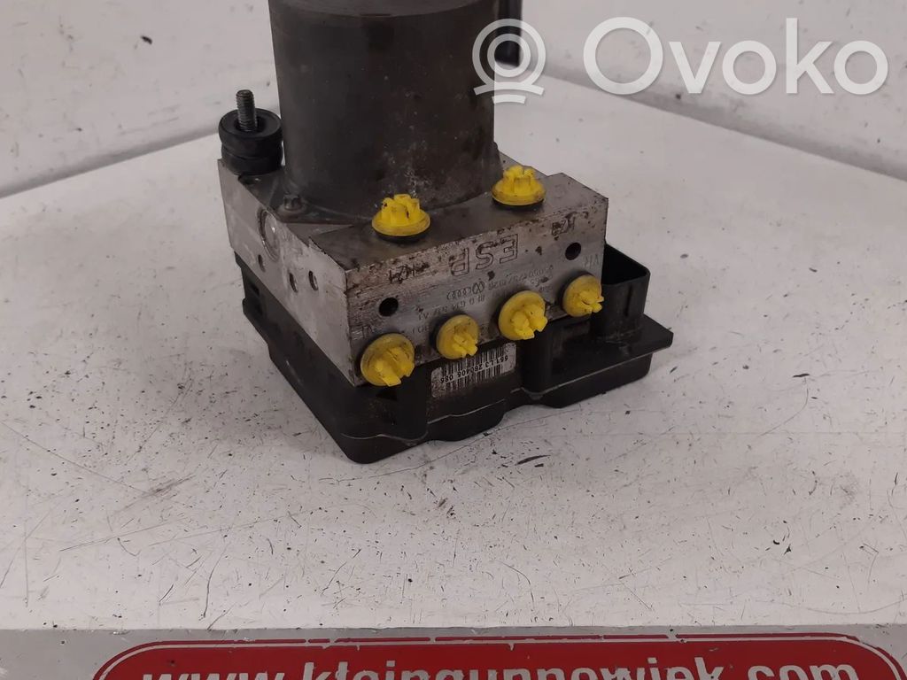 Audi A4 S4 B6 8E 8H ABS Pump 