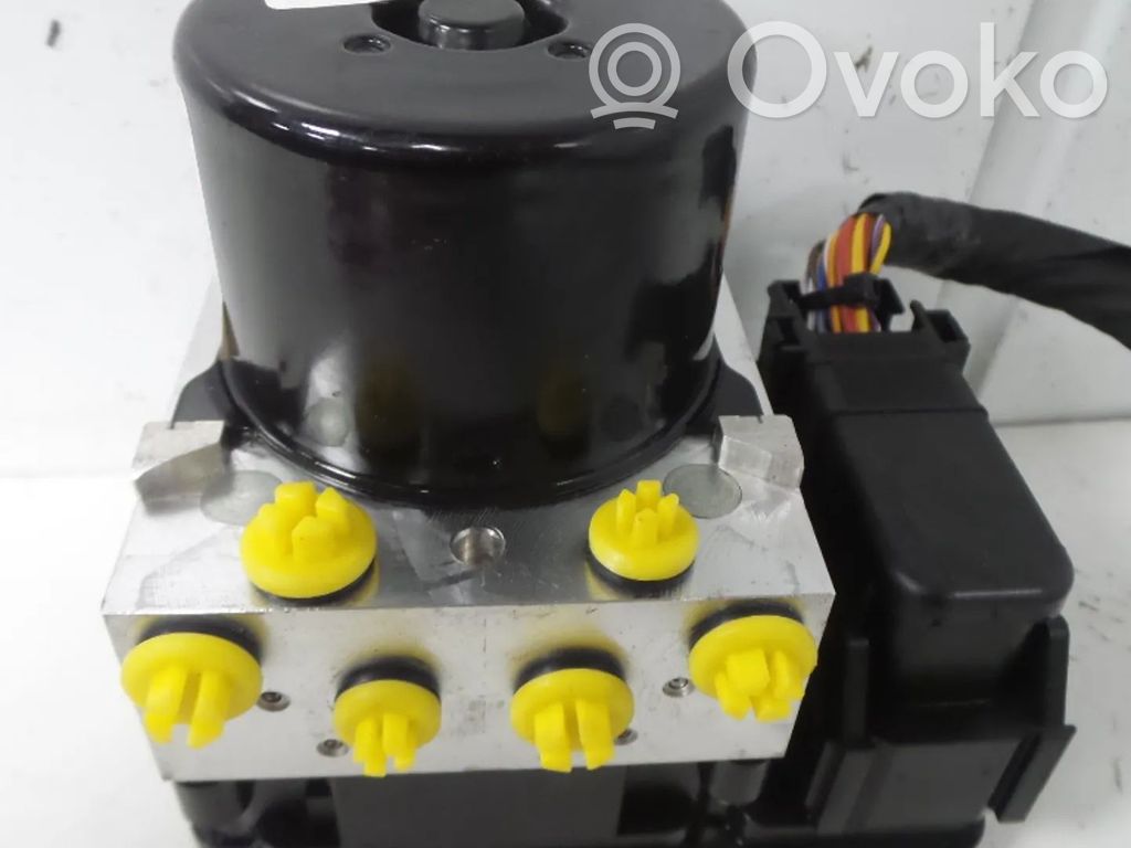 Volvo V40 ABS Pump 