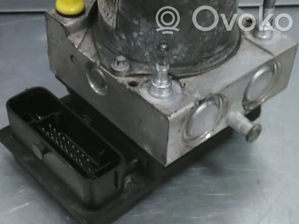 Opel Movano B ABS bloks 