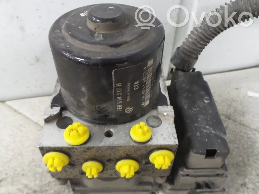 Volkswagen Transporter - Caravelle T5 ABS Pump 