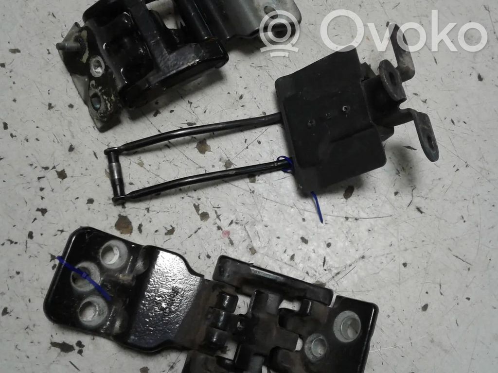 Tailgate/trunk/boot hinge   BK31V42983AJ,BK31V429A15AJ,BK31V44100BK
