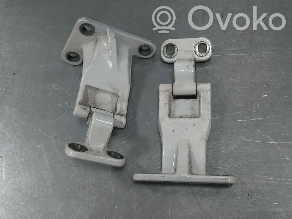 Tailgate/trunk/boot hinge   2K7827153A,2K7827151A