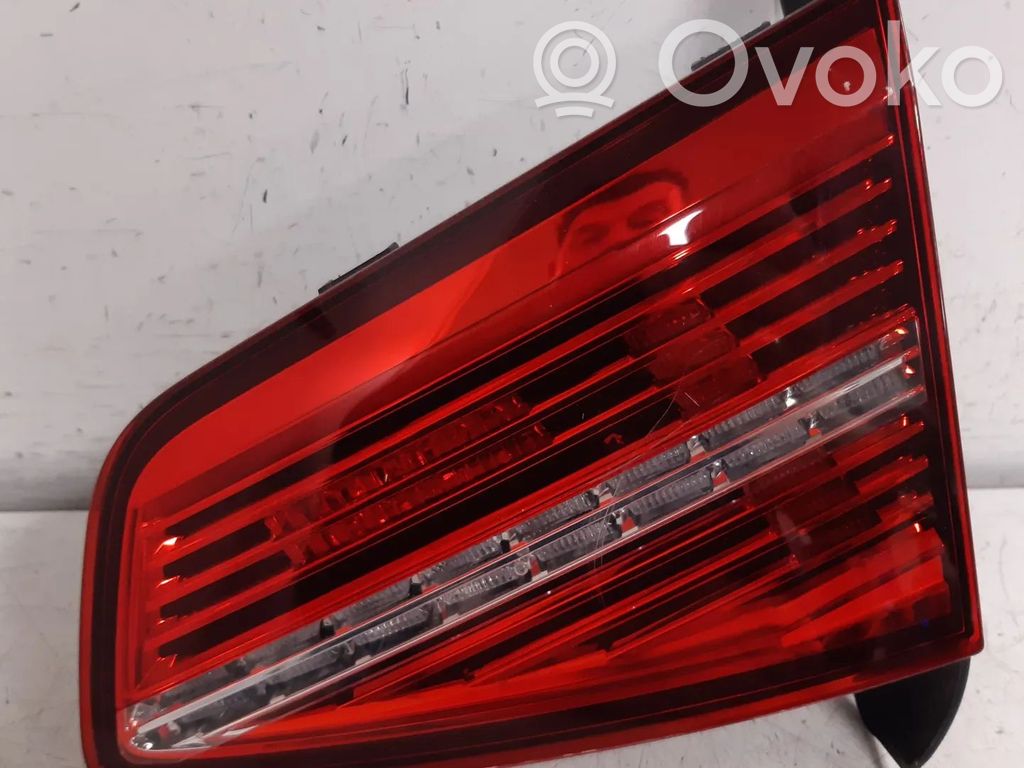 Volkswagen PASSAT B8 Lampa tylna 