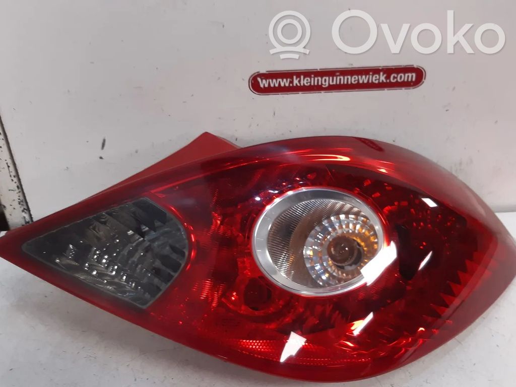 Opel Corsa D Lampa tylna 