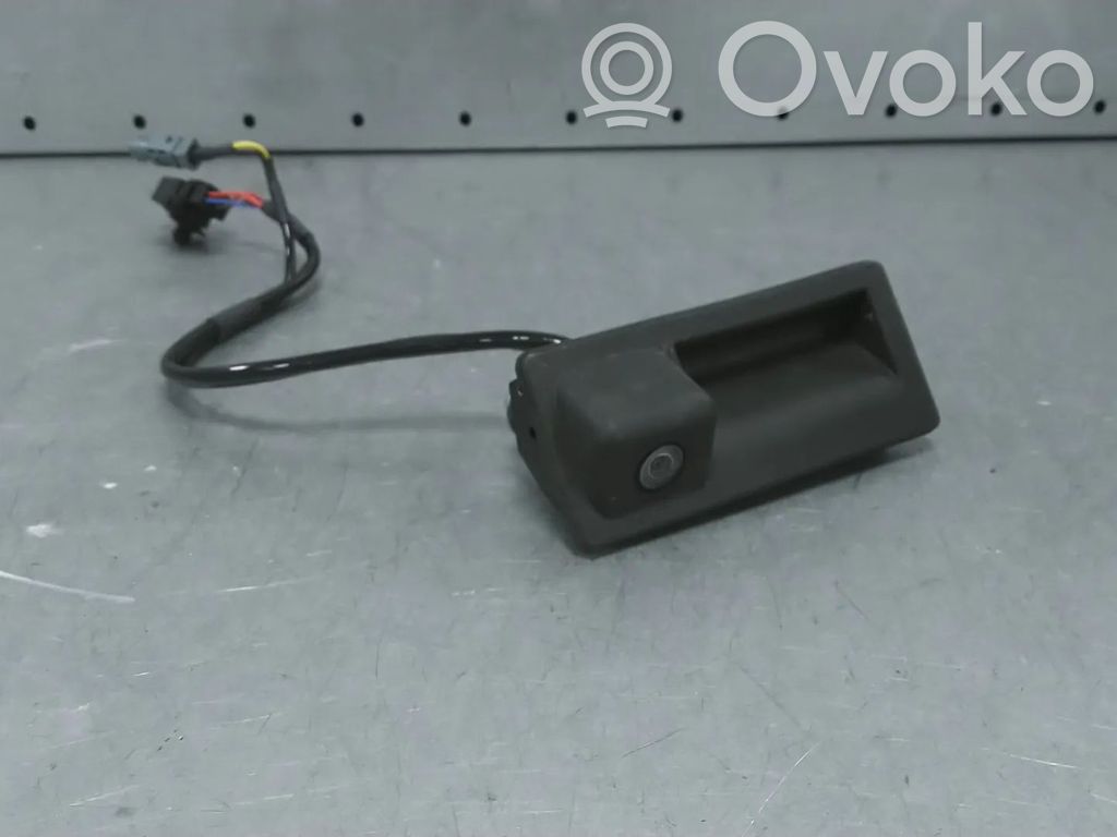 Audi A6 S6 C7 4G Uchwyt / Rączka klapy tylnej / bagażnika z kamerą 