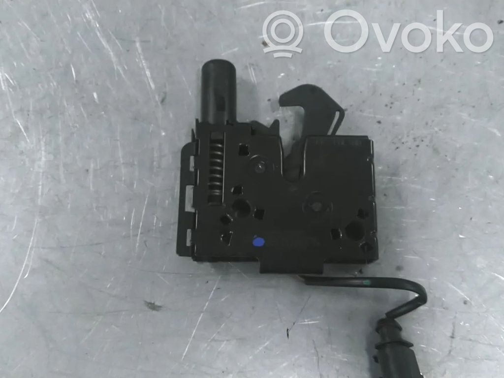 Audi Q2 - Engine bonnet/hood hinges 