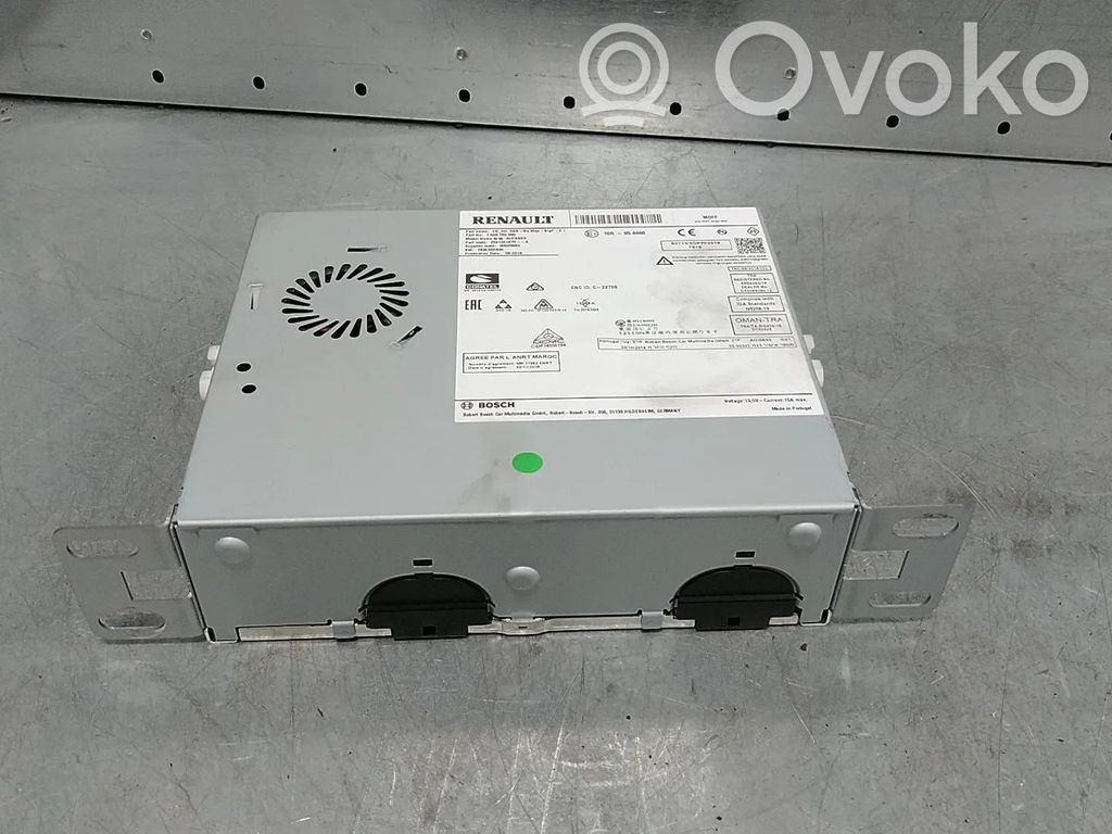 Renault Clio V GPS navigation control unit/module 