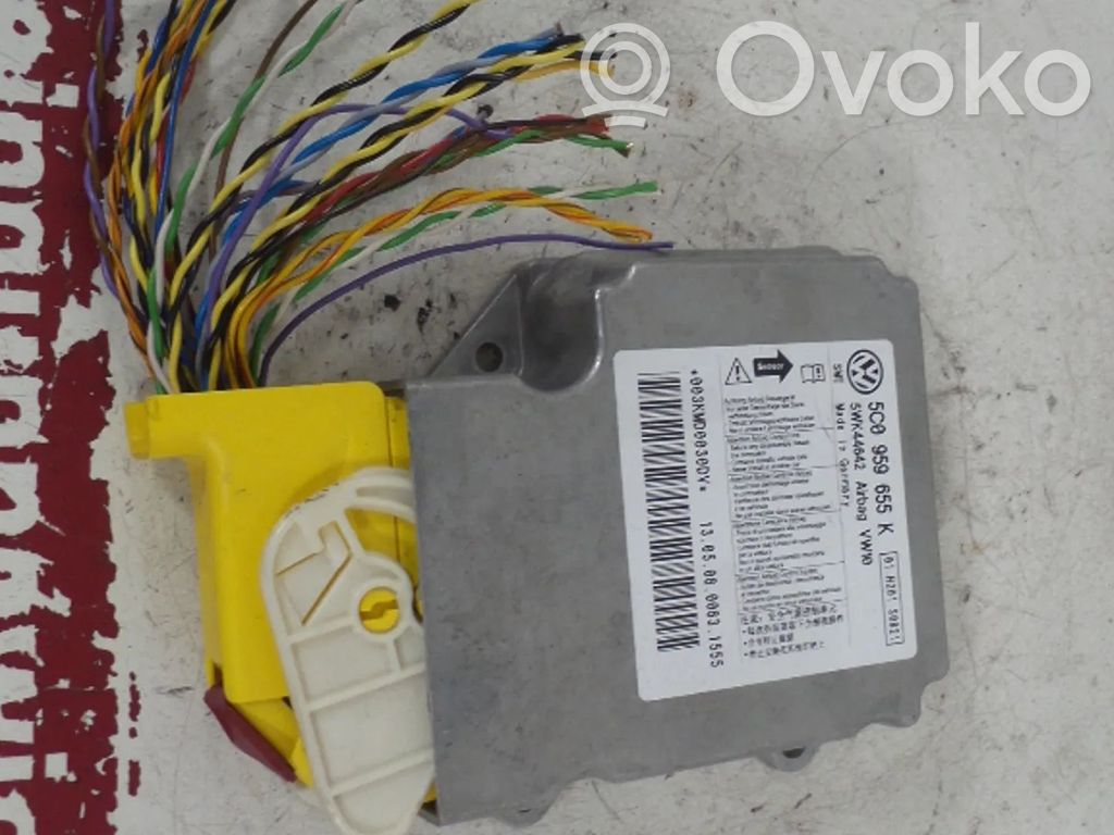Volkswagen Jetta VI Unitate/modul de comandă airbaguri 