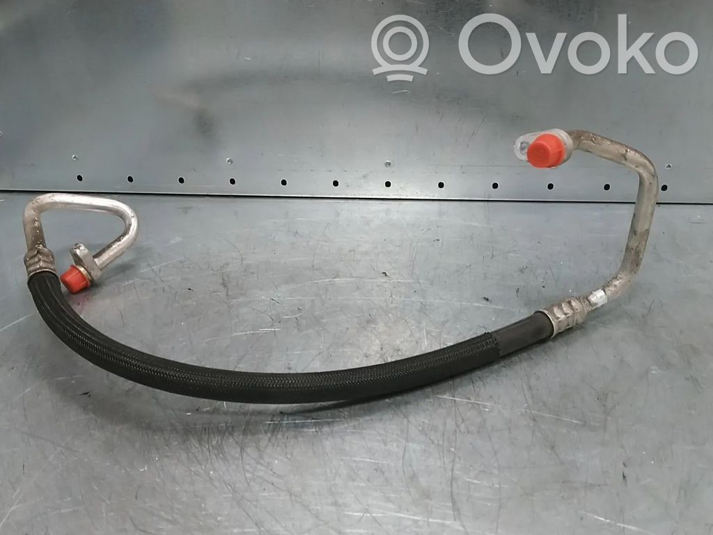 Renault Clio IV Ilmastointilaitteen putki (A/C) 