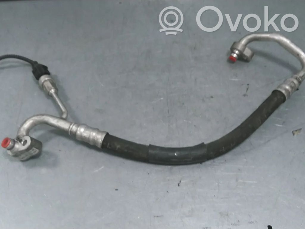 Ilmastointilaitteen putki (A/C)   1K0820721CA
