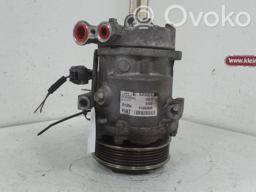 Opel Combo D Air conditioning (A/C) compressor (pump) 