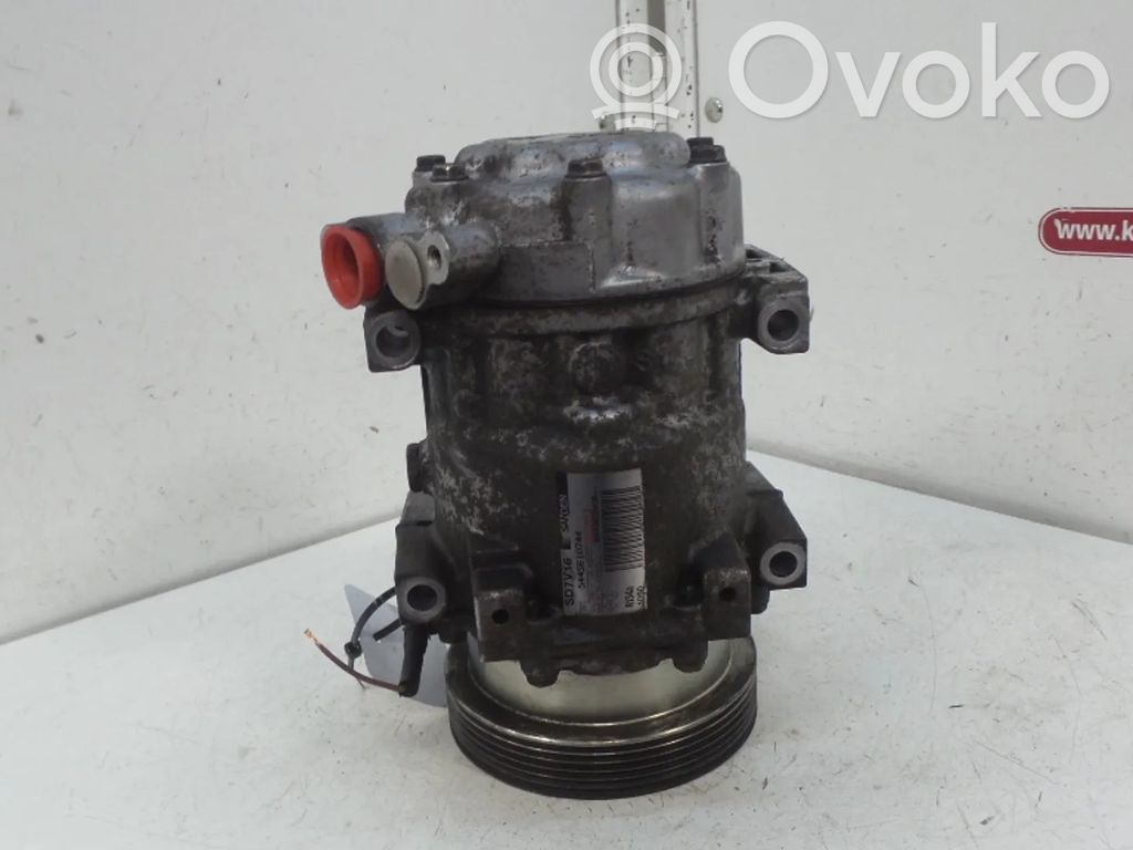 Dacia Logan I Air conditioning (A/C) compressor (pump) 