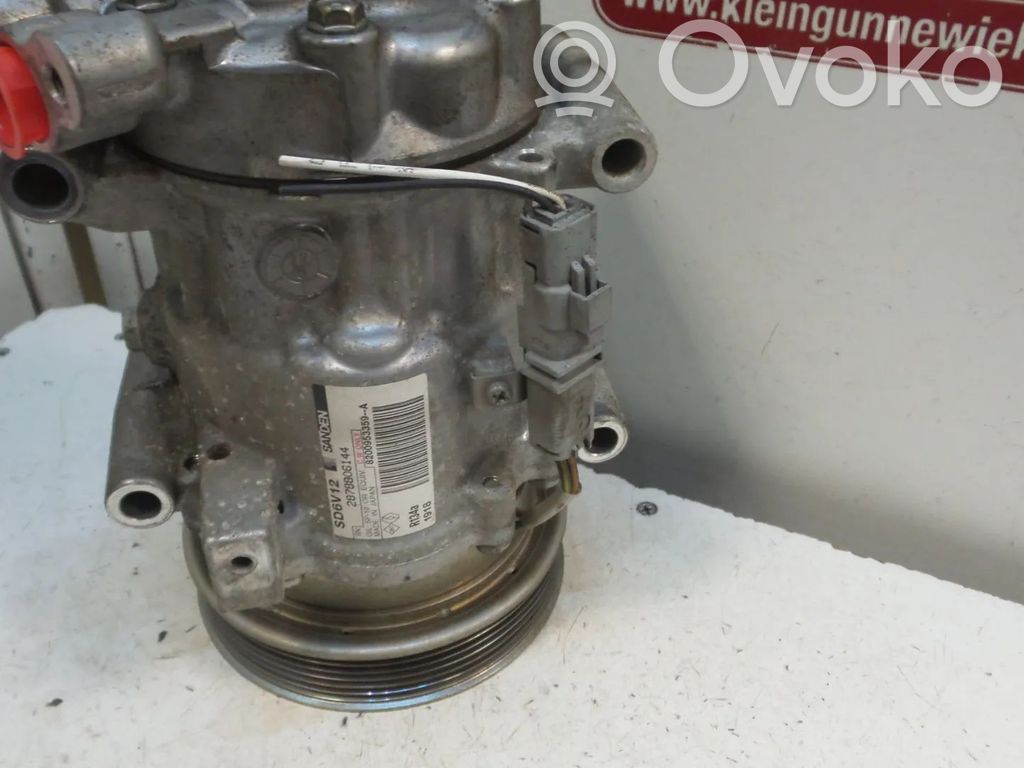 Renault Twingo II Air conditioning (A/C) compressor (pump) 