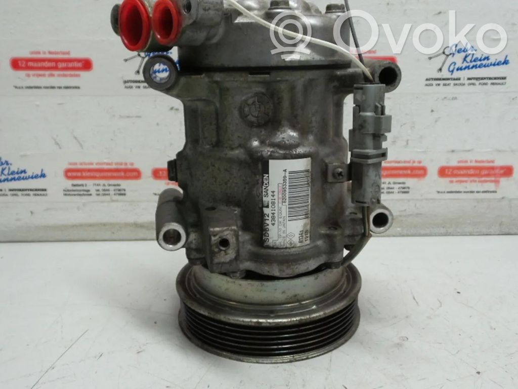 Renault Twingo II Air conditioning (A/C) compressor (pump) 