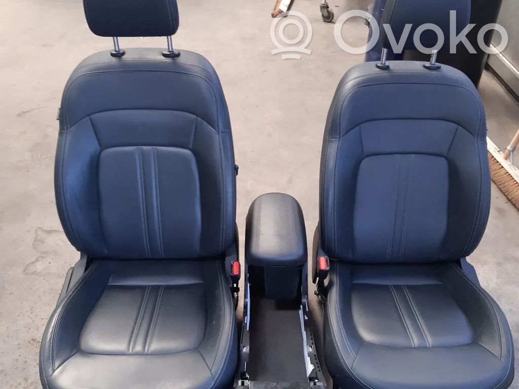 Interior set