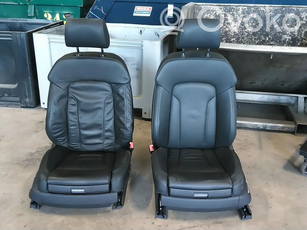 Interior set