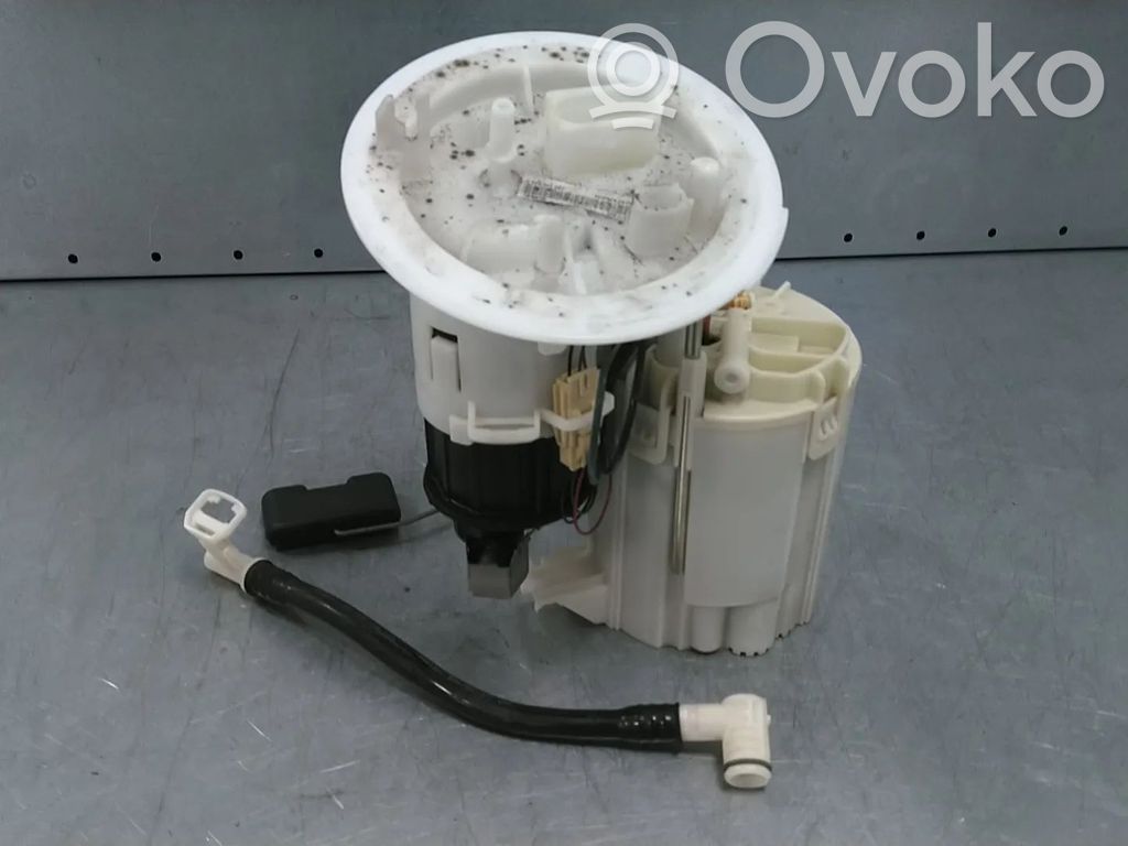Audi A4 S4 B8 8K Bomba interna de combustible 