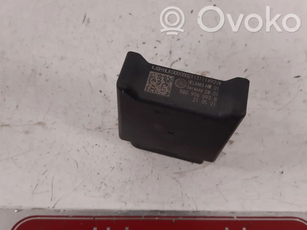 Volkswagen Golf VIII Unidad de control/módulo de la bomba de inyección de combustible 