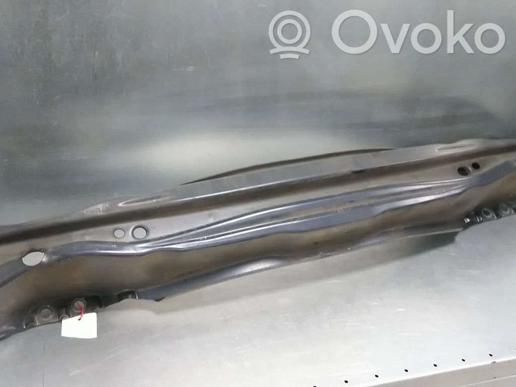 Volvo V40 Balkis galinio bamperio 