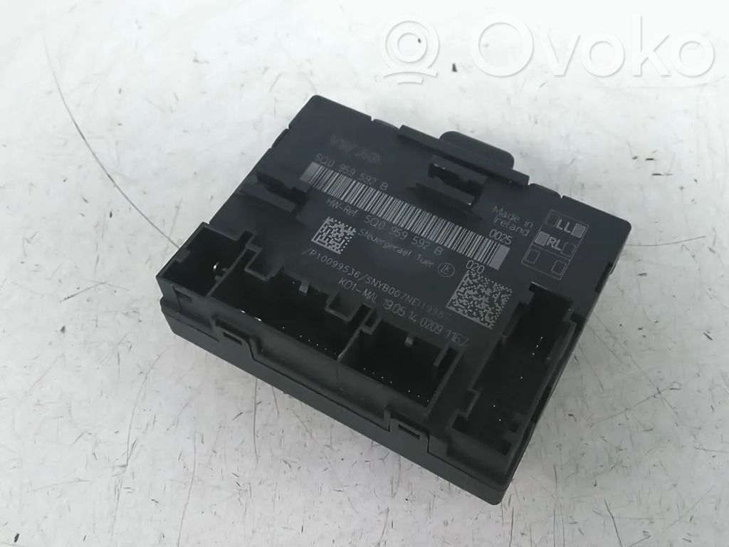 Volkswagen Golf VII Door control unit/module 