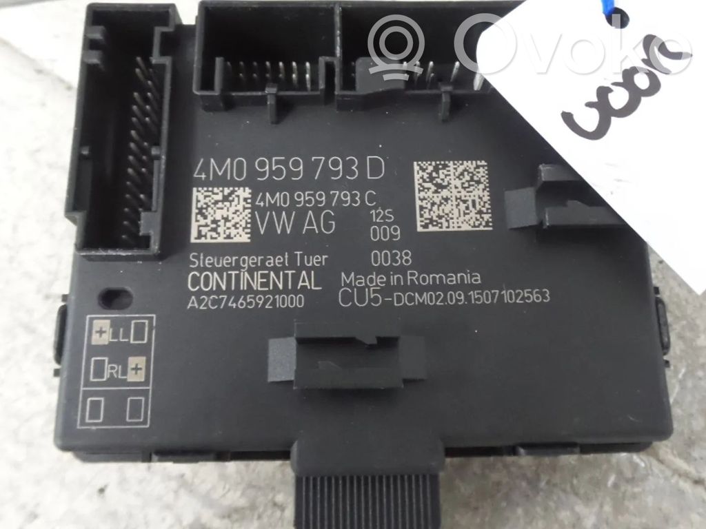 Audi Q7 4M Door control unit/module 