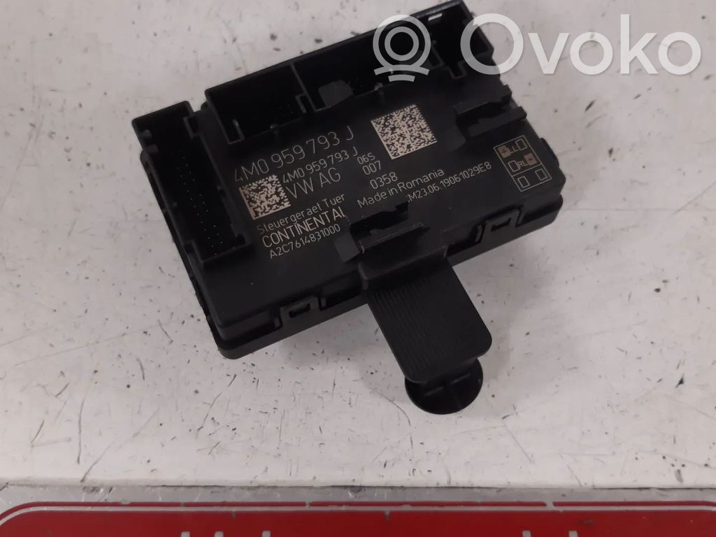 Audi e-tron Door control unit/module 