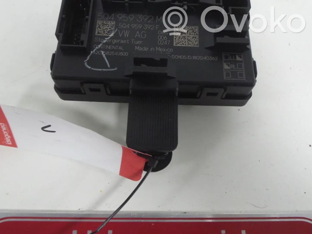 Volkswagen Tiguan Door control unit/module 