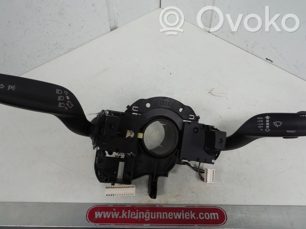 Audi A5 8T 8F Interruptor/palanca de limpiador de luz de giro 