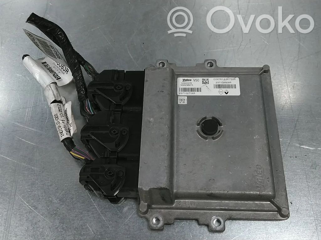 Renault Clio IV Sterownik / Moduł ECU 