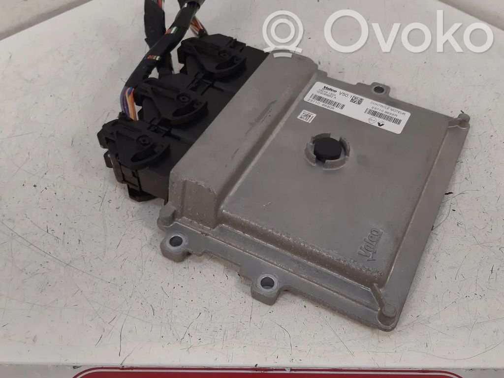 Renault Clio IV Engine control unit/module 