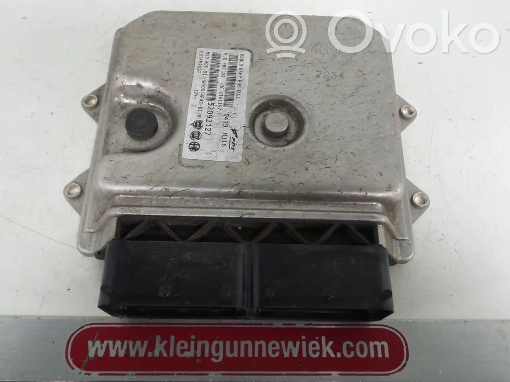 Opel Combo D Engine control unit/module 