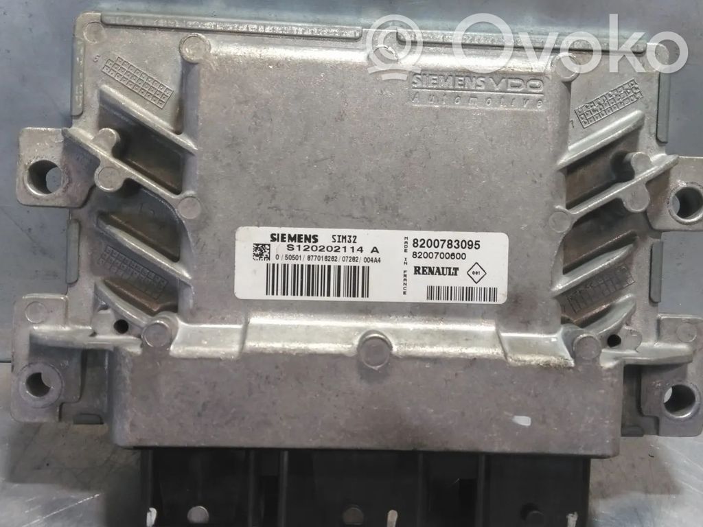 Engine control unit/module   8200700600,8200783095,D4F784
