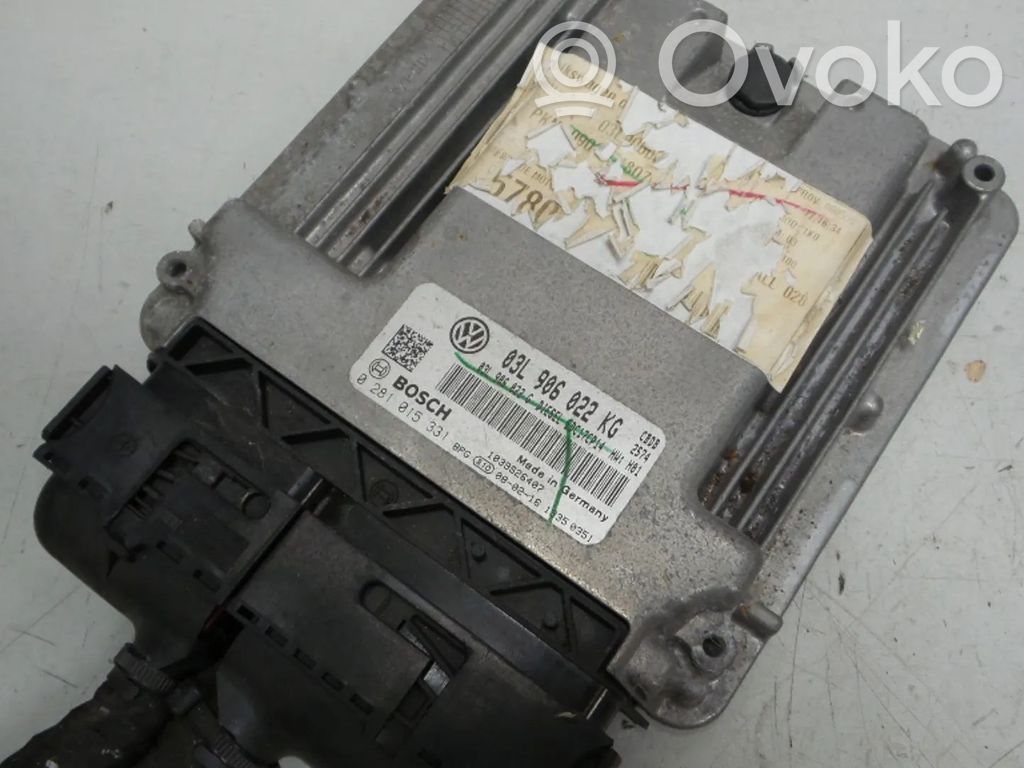Volkswagen Golf V Engine control unit/module 