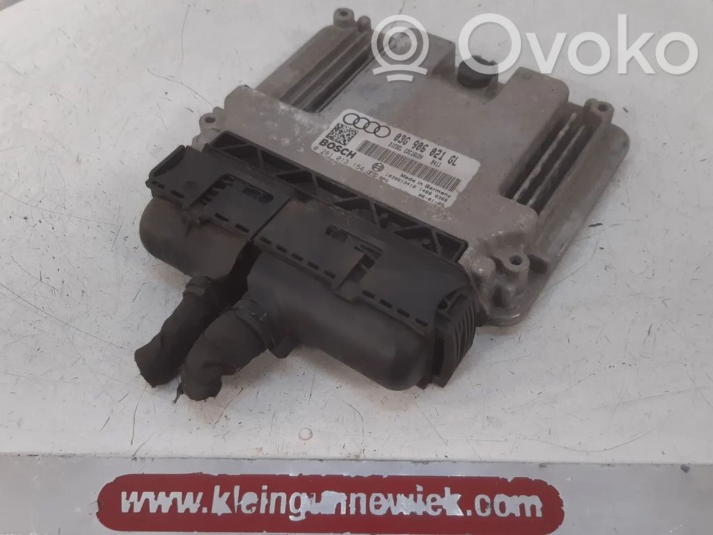 Audi A3 S3 8P Variklio valdymo blokas 
