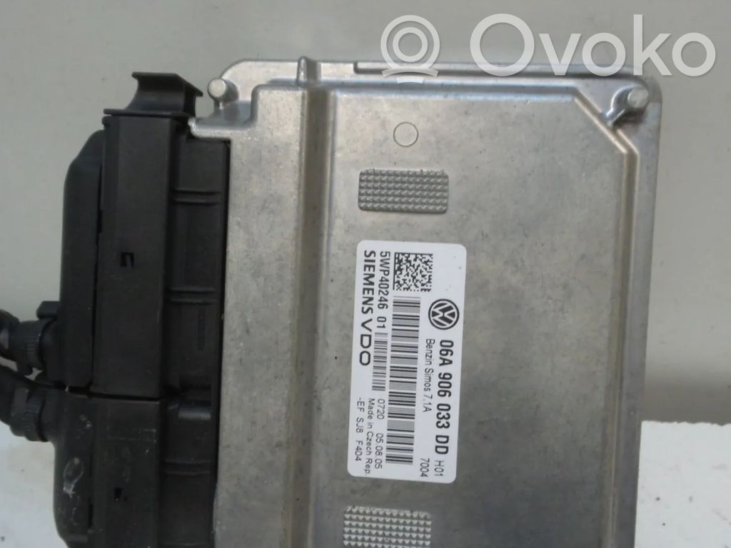 Volkswagen Golf V Engine control unit/module 
