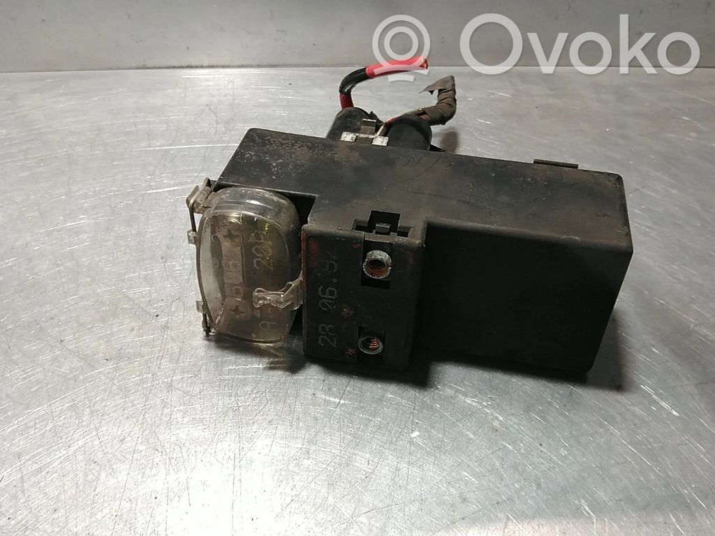Volkswagen Sharan Glow plug pre-heat relay 