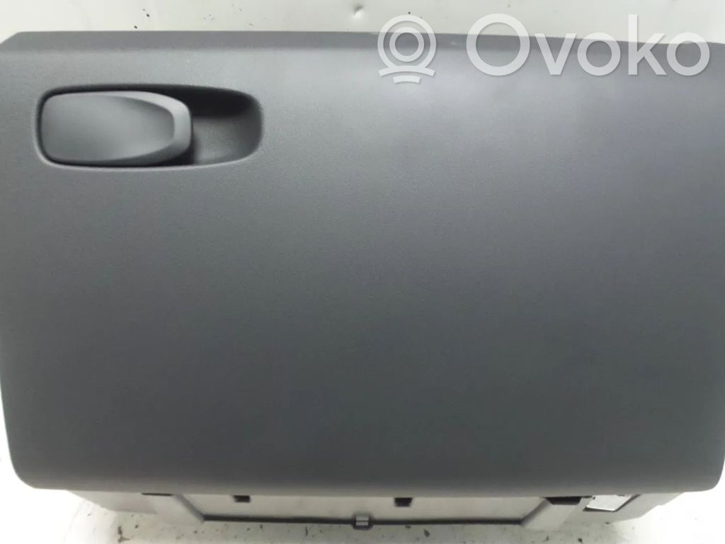 Volvo V40 Daiktadėžės (bordačioko) komplektas 