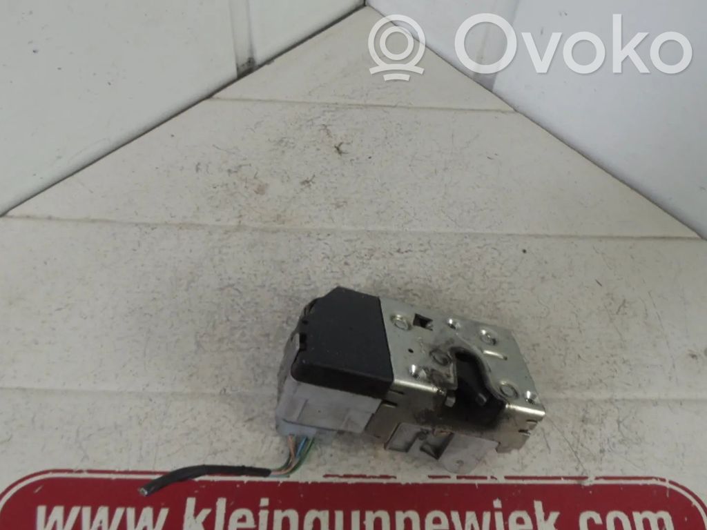 Etuoven lukko