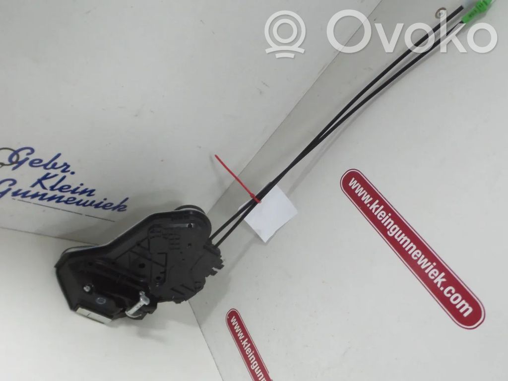 Peugeot 108 Rear door lock 
