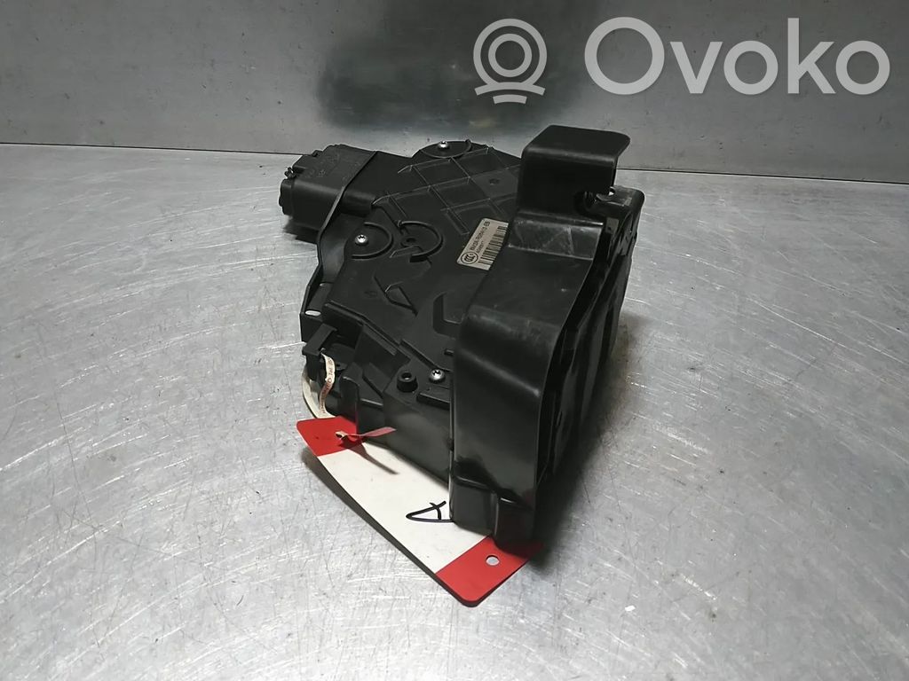 Takaoven lukko   6M2AR26412EB