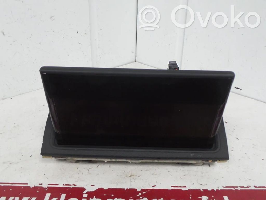 Audi A3 S3 8V Monitor / wyświetlacz / ekran 