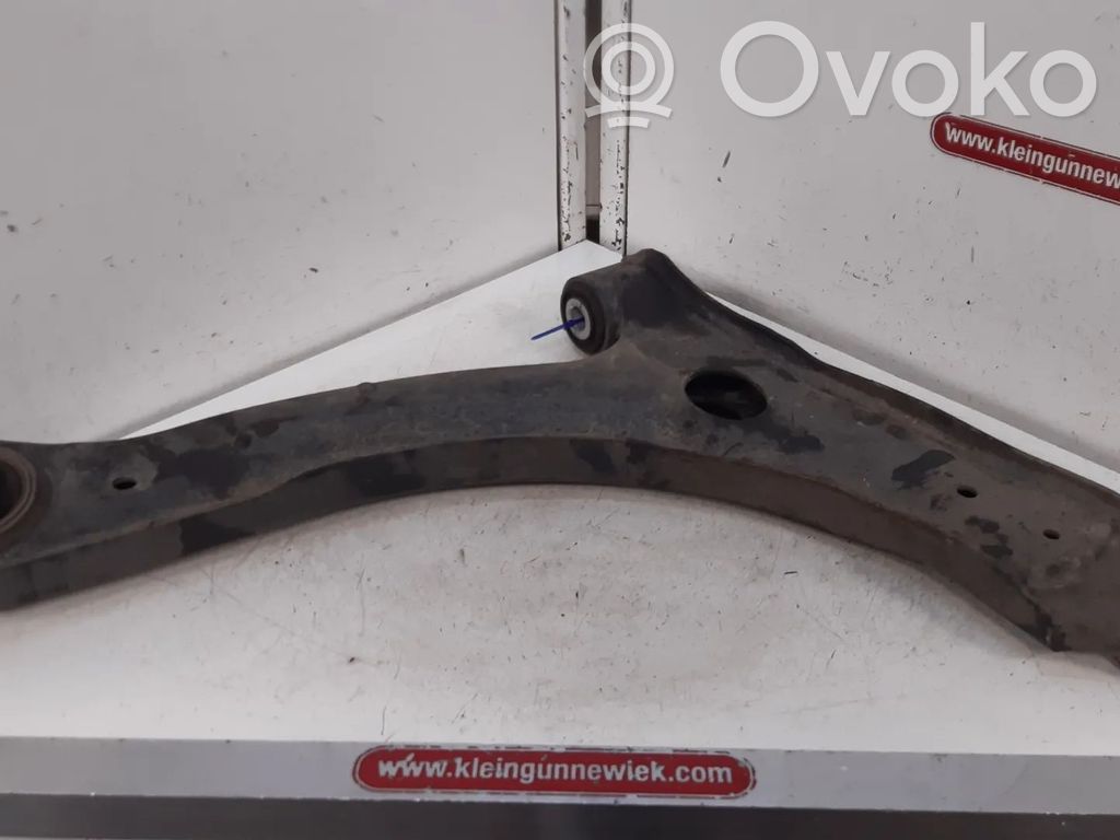 Front control arm   2385105,KK213A053AE