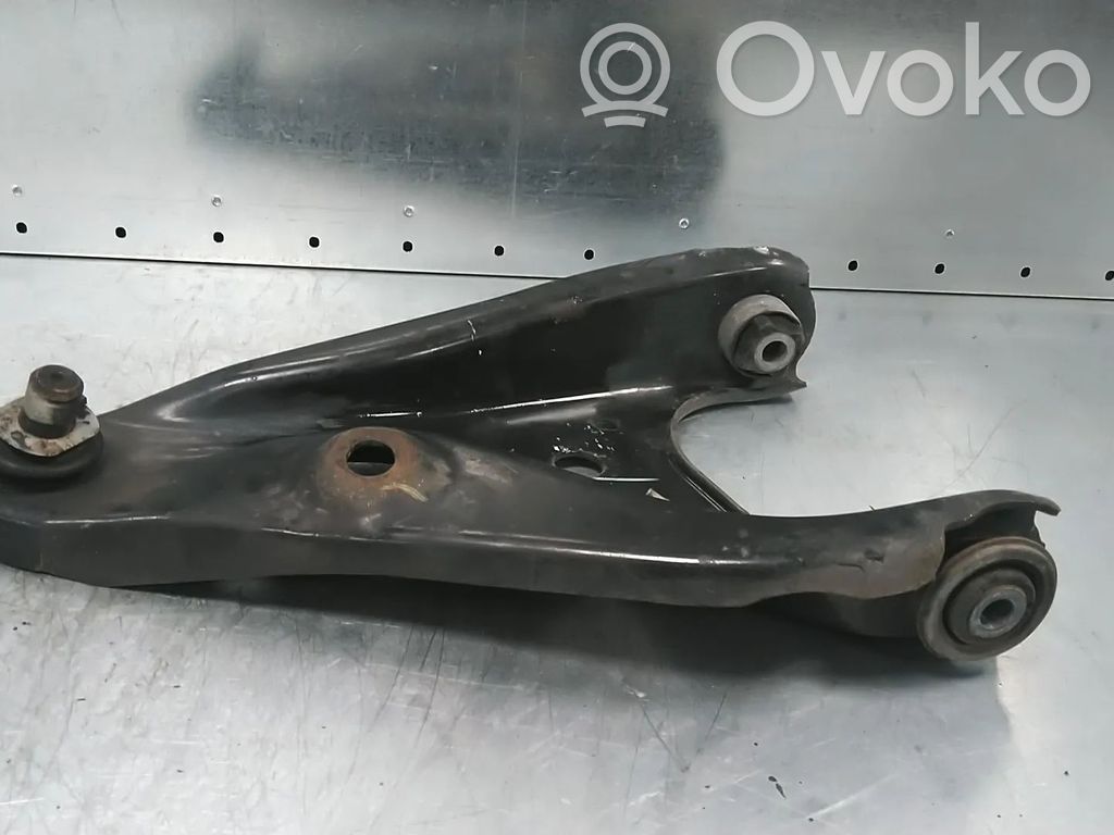 Dacia Dokker Priekinė svirtis 