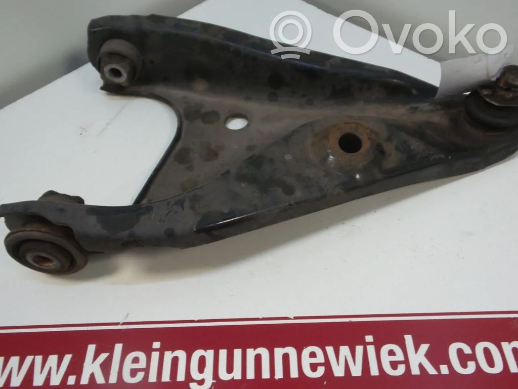 Dacia Logan I Front lower control arm/wishbone 
