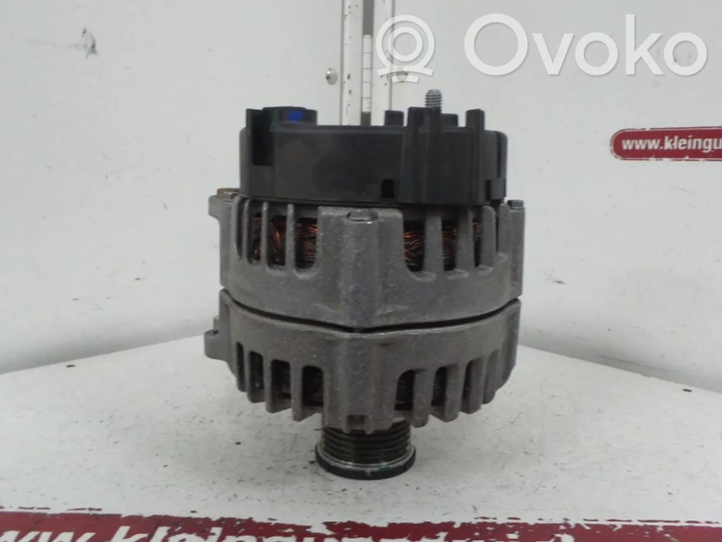 Audi A4 S4 B9 Generatorius 
