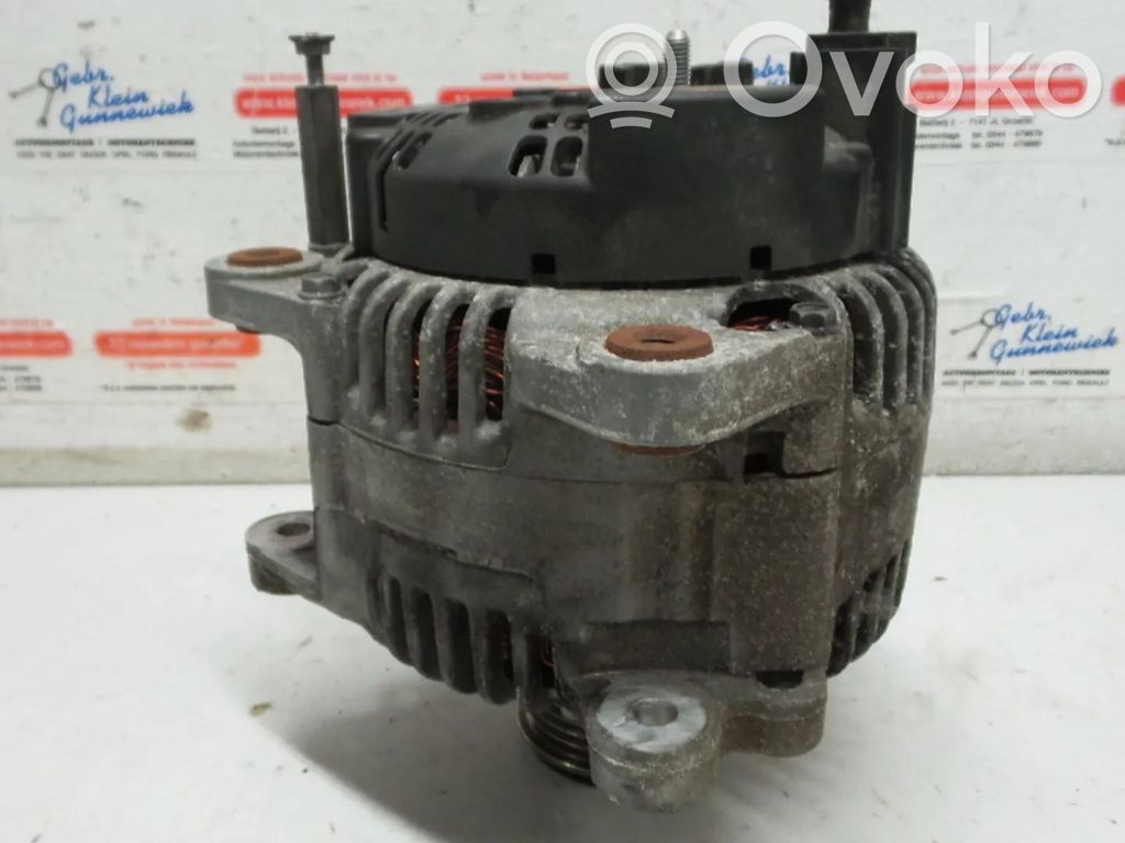 Volkswagen PASSAT B6 Alternator 