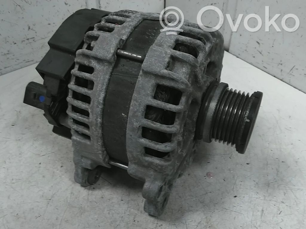 Audi A4 S4 B8 8K Ģenerators 