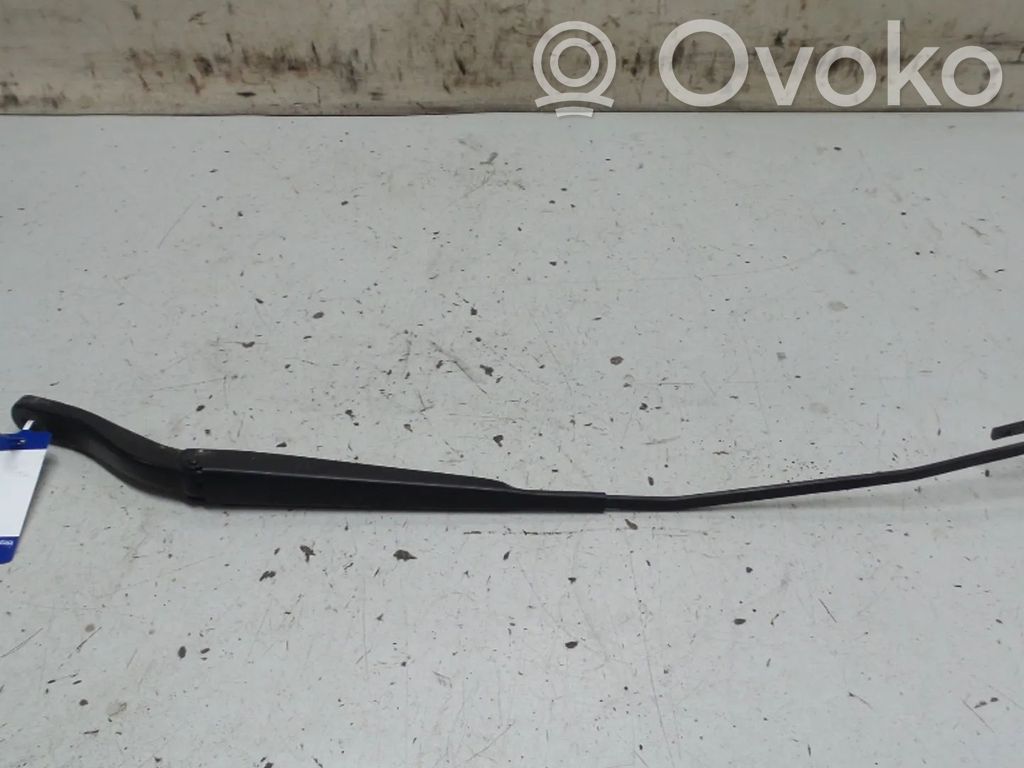 Renault Master III Front wiper blade arm 