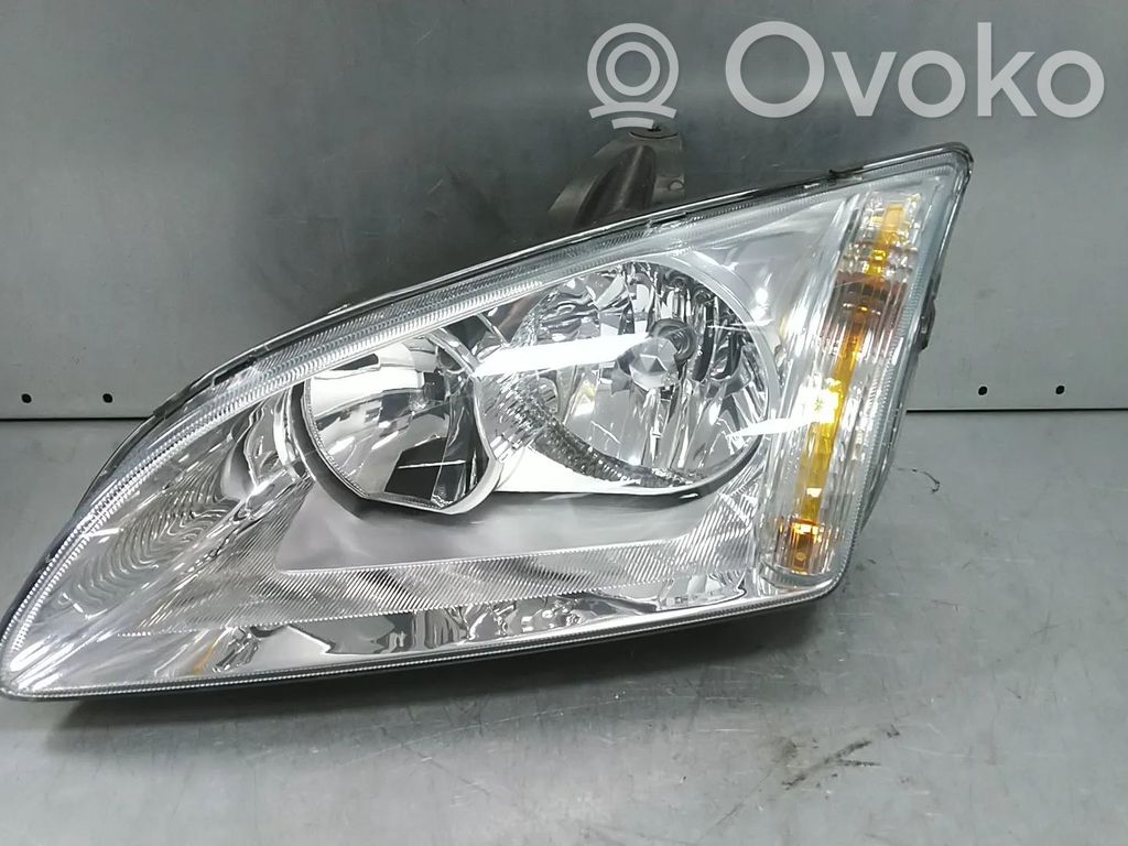 Ford Focus Headlight/headlamp 