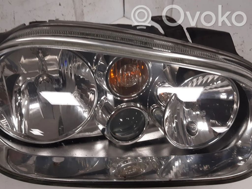 Volkswagen Golf IV Scheinwerfer 